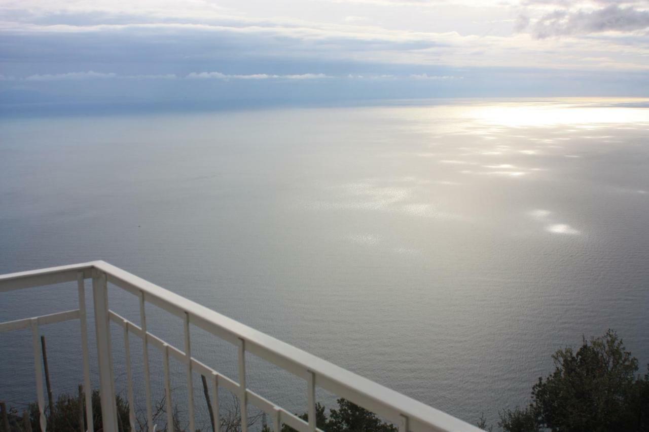 Residence Pizzo Corvo Фуроре Экстерьер фото